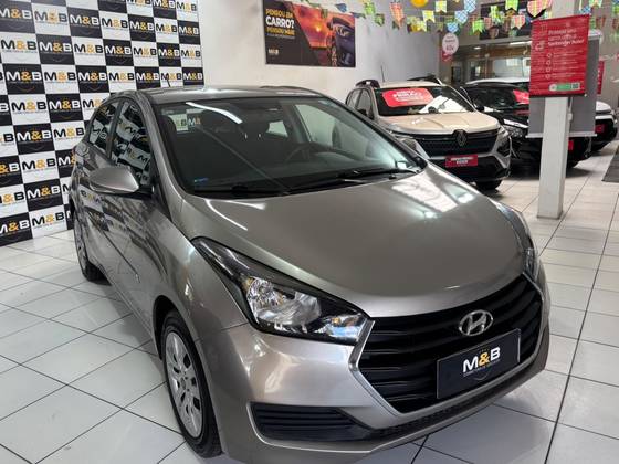 HYUNDAI HB20 1.0 COMFORT 12V FLEX 4P MANUAL HYUNDAI HB20 1.0 COMFORT 12V FLEX 4P MANUAL